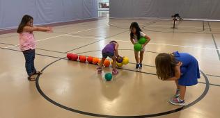 kids playing dodgeball