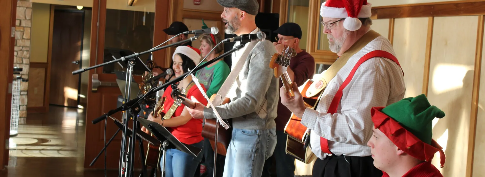 Volunteers_HolidayParty